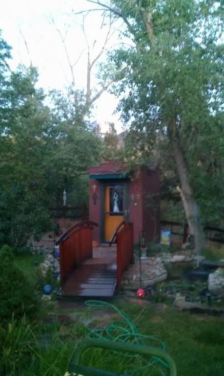Grizzly Roadhouse Bed And Breakfast Cortez Exterior foto