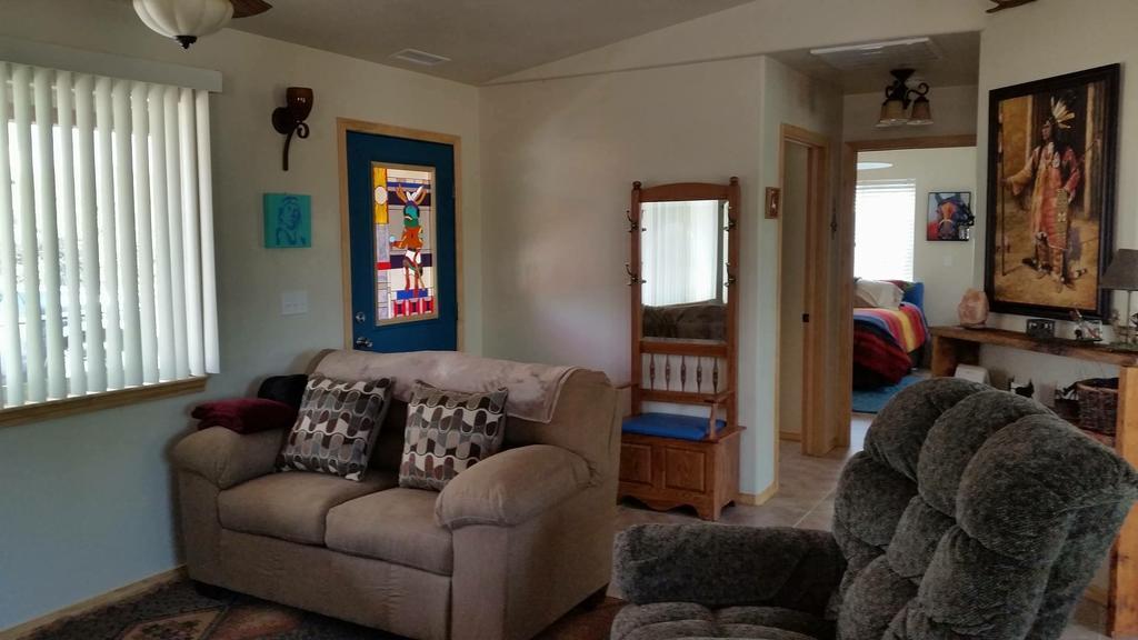 Grizzly Roadhouse Bed And Breakfast Cortez Exterior foto